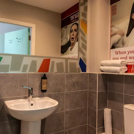 Garner Hotel Dublin Temple Bar By Ihg-3